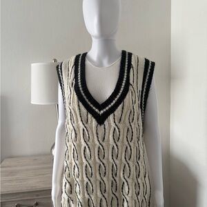 ZARA Cream Cable Knit Sweater Vest with Black Beaded Detailing – Size M/L